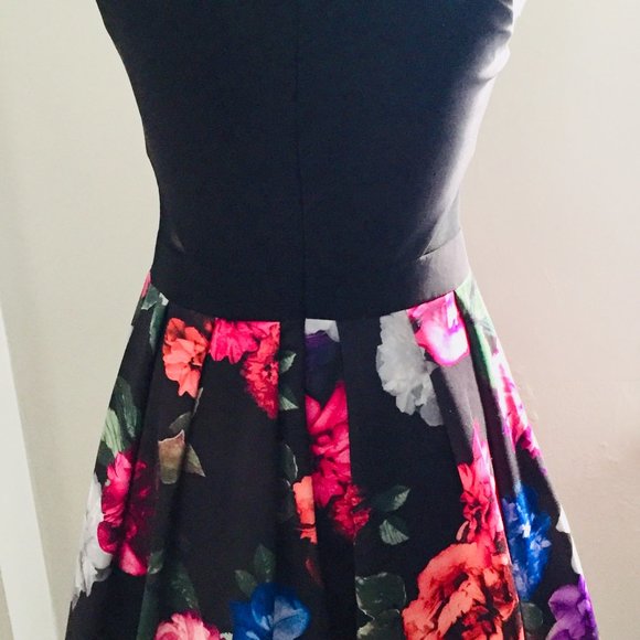 Xscape Black/Floral Fit And Flare Sleeveless Dress Size 4 - Picture 4 of 9